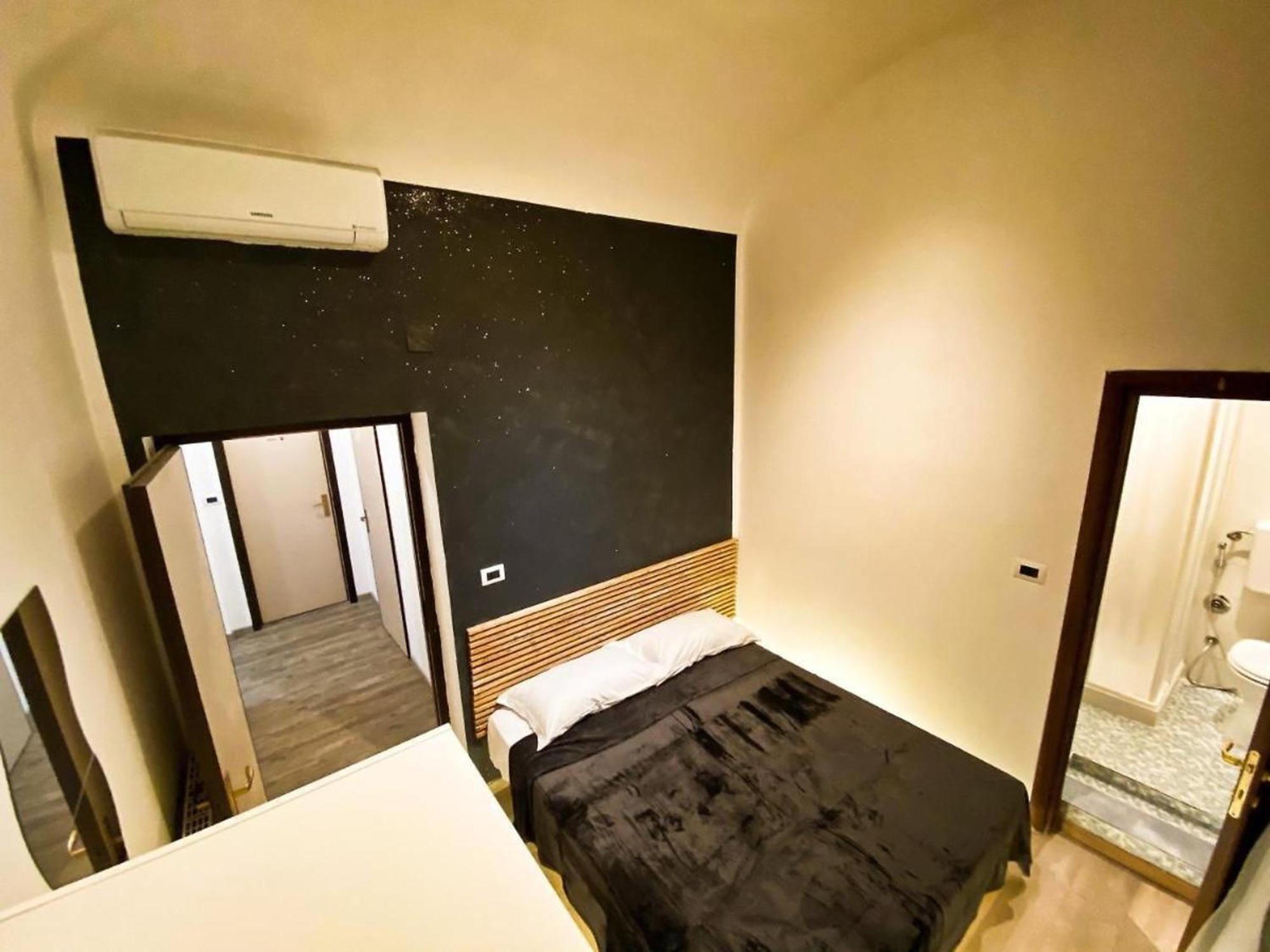 Hotel Cialdini 13 Roma Esterno foto