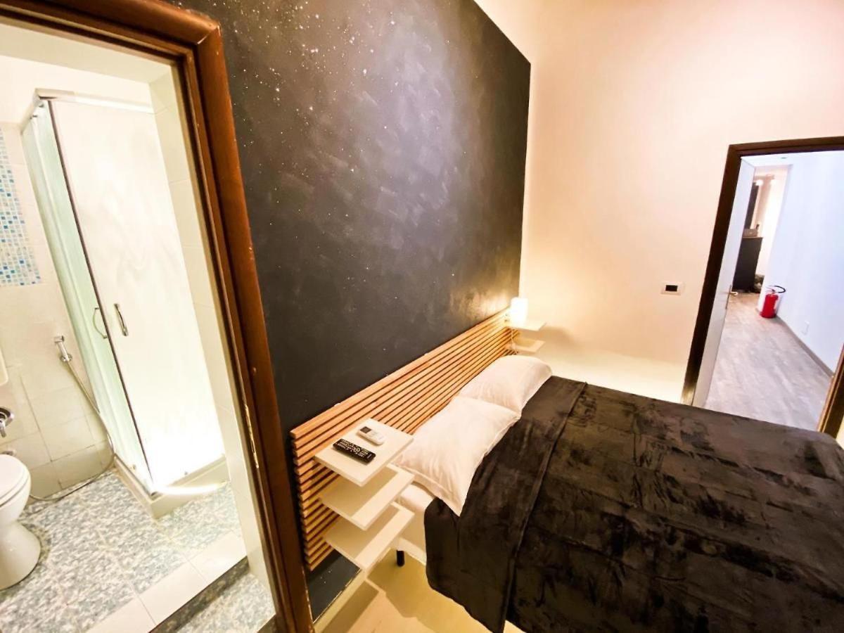Hotel Cialdini 13 Roma Esterno foto